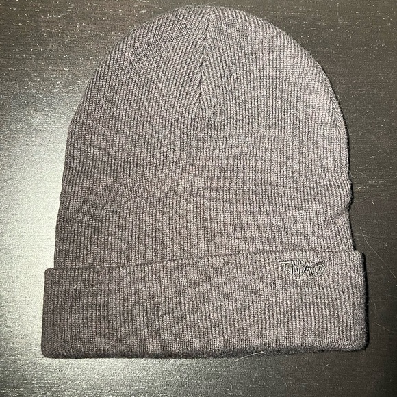 TNA Grey Knit Beanie – Minimalist Style - Picture 1 of 3
